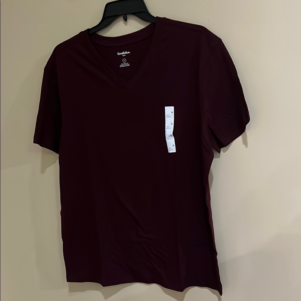 V-Neck maroon Short Sleeve Tee by Goodfellow & Co